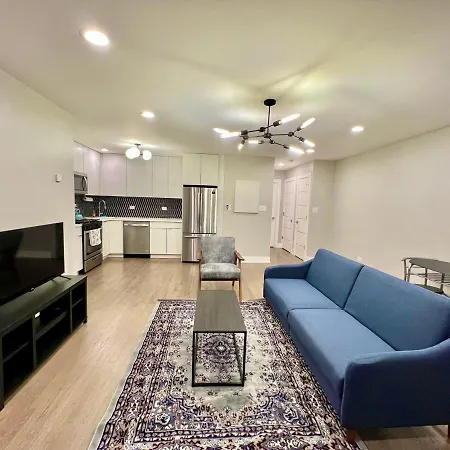 Luxury 1Br In Edgewater/Loyola Apartment